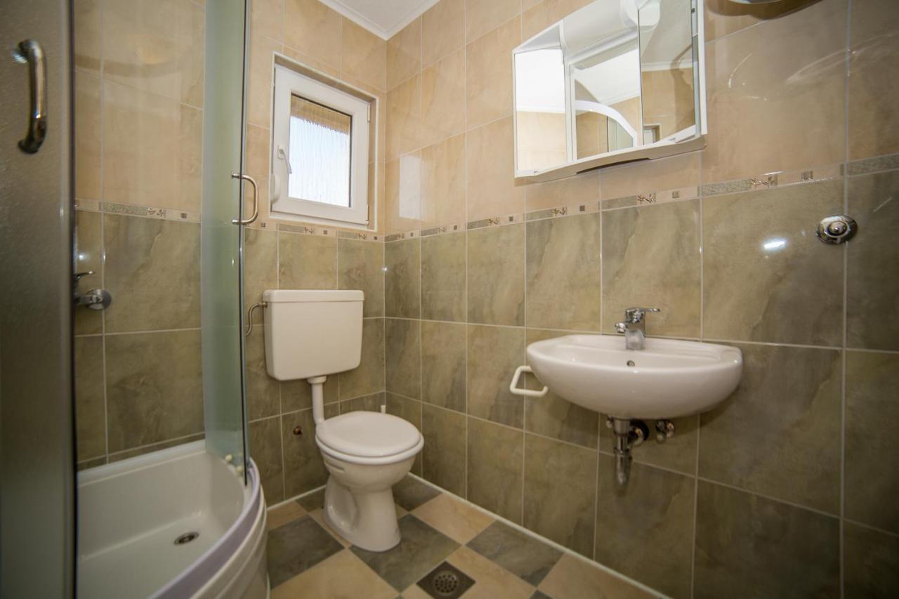 Apartman Bangel Lokva Rogoznica Exterior foto
